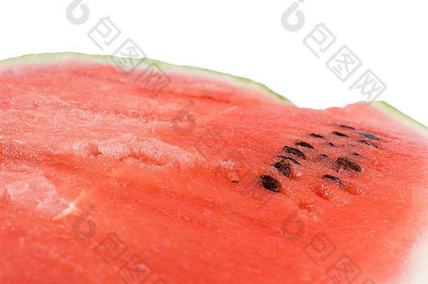 西瓜纹理白色低角视图新鲜切片水果显示甜蜜的水粉红色的纸浆
