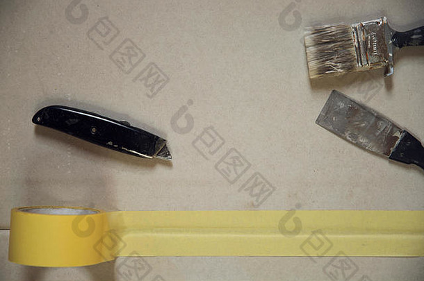 绘画工具木董事会刷着色磁带建设刀