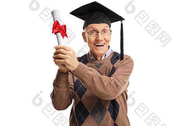 兴奋上了年纪的男人。学位毕业他孤立的白色背景