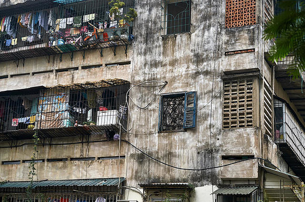 越南老房子的外墙破旧不堪