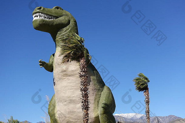 卡巴松恐龙是加利福尼亚州卡巴松市的一个路边景点，以两个巨大的恐龙为特色，在皮维的大冒险中。