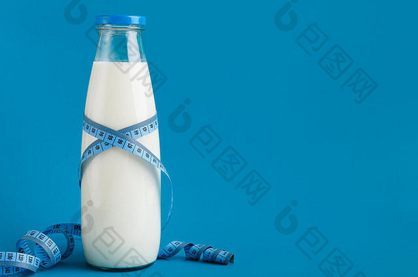 低热量牛奶概念