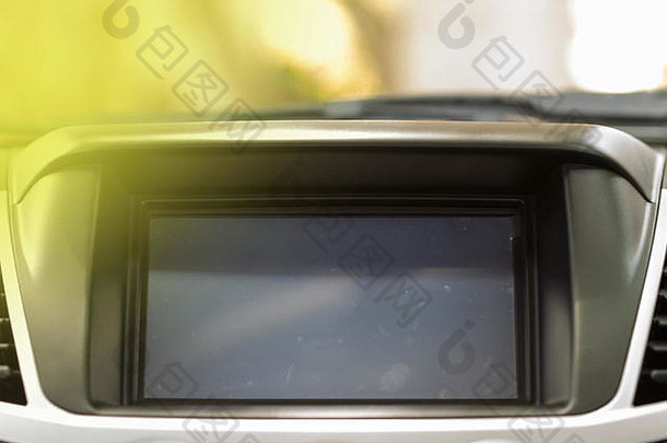 汽车屏幕多媒体系统，现代汽车仪表板