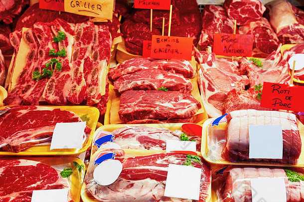 类型包装生红色的肉显示超市关闭