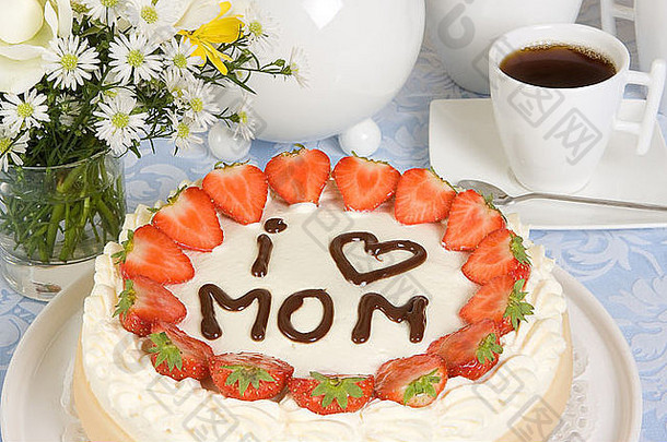 奶油草莓母亲节蛋糕