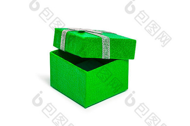 开放式绿色礼品盒，白色背景上有银丝带