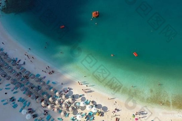 大理石海滩saliara海滩萨索斯岛<strong>希腊</strong>空中视图