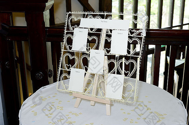 婚宴座位平面图带装饰的桌上特写