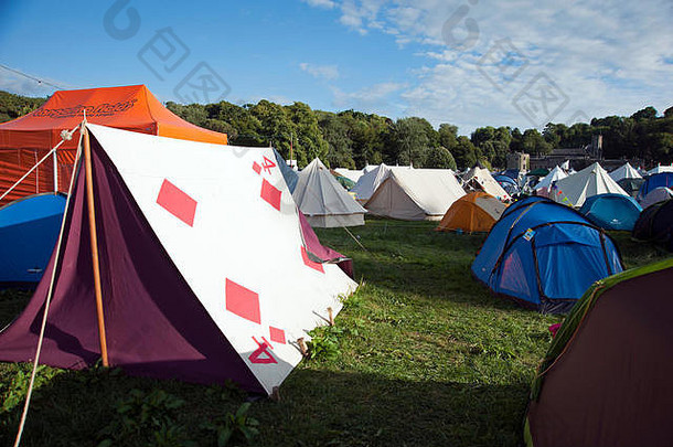 帐篷使玩卡帐篷营地港口艾略特节日康沃尔郡