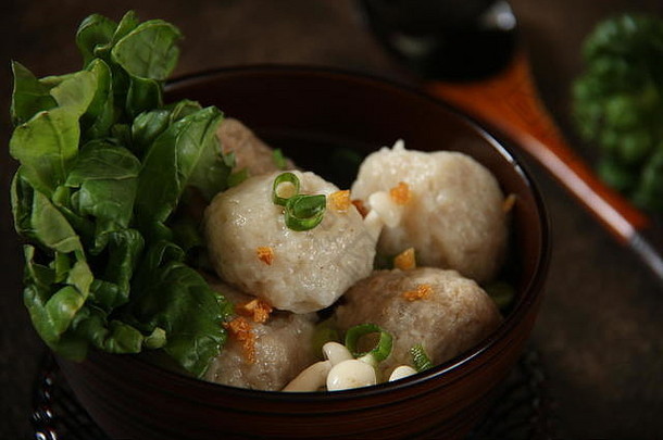 中国豆腐肉丸汤