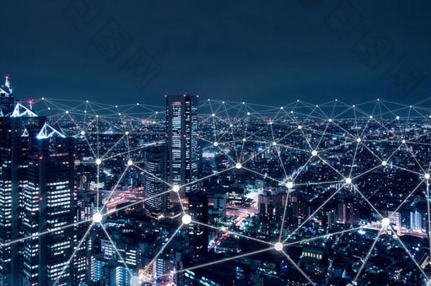 城市上方的电信网络、用于智能电网或5G LTE数据连接的无线移动互联网技术、物联网概念、全球业务