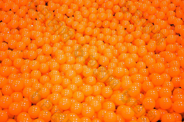 橙色球池很多橙色球盒子好玩的活动孩子们