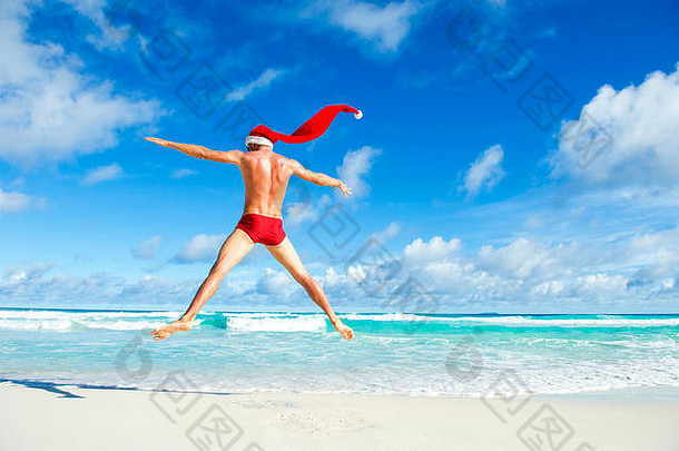 兴奋圣诞老人额外的长他跳红色的游泳三角裤海岸海滩热带圣诞节庆祝活动