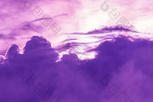 摘要紫色的白色软全面Cloudscape混合雾日出创建雄伟的和平摘要背景