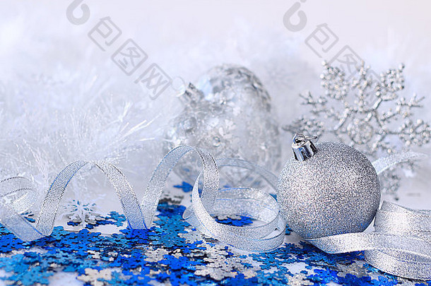<strong>圣诞</strong>节卡银蓝色的装饰