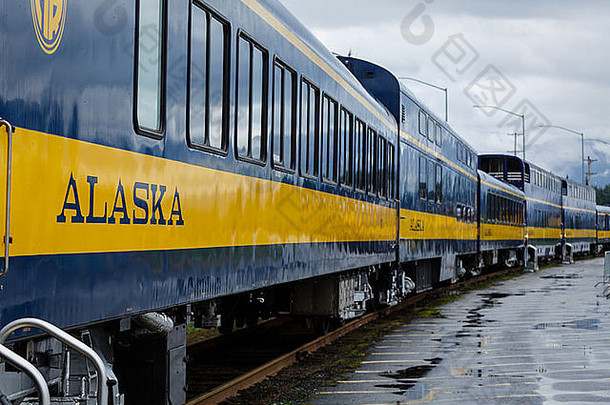 阿拉斯加铁路火车<strong>汽车</strong>准备好了<strong>游</strong>客运费远程区域状态