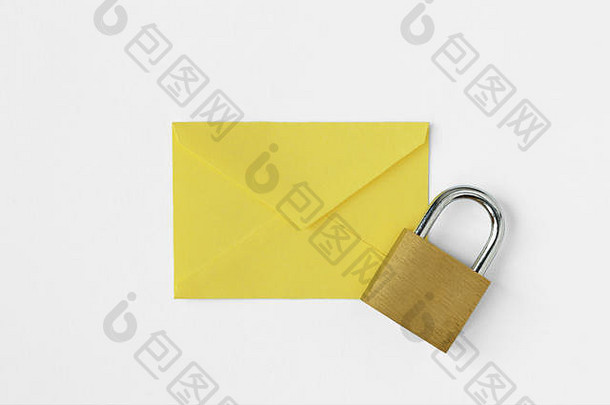 信封挂锁概念保护安全加密邮件