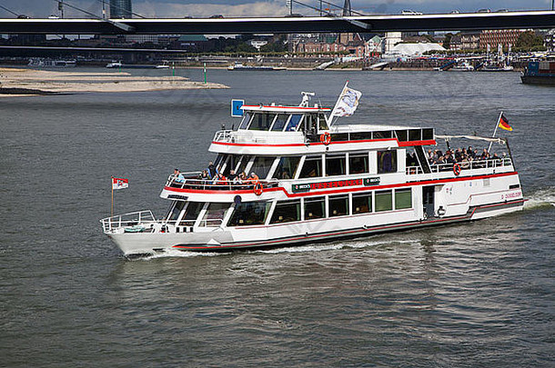 莱茵河巡航船杜塞尔多夫操作河杜塞尔多夫