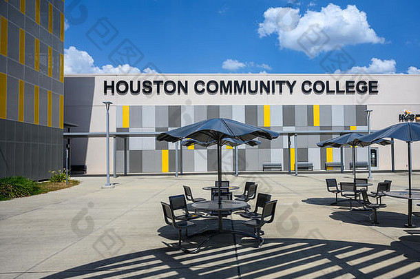 德克萨斯州休斯顿——2019年6月26日：休斯顿社区学院（HCC），西环校区。HCC是一所开放<strong>招生</strong>的公立高等<strong>教育</strong>机构