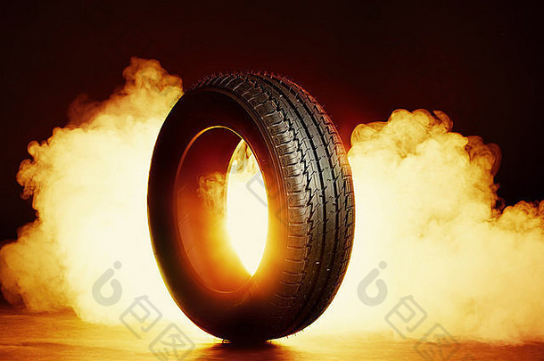 黑烟燃烧轮胎照片
