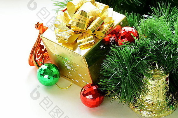 金礼物盒子美丽的丝带圣诞节生活