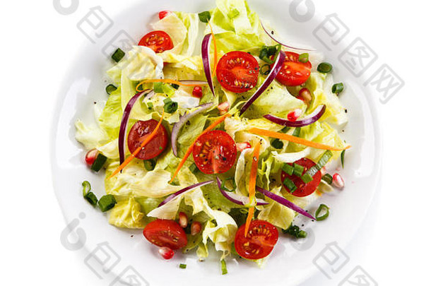 蔬菜沙拉白色背景
