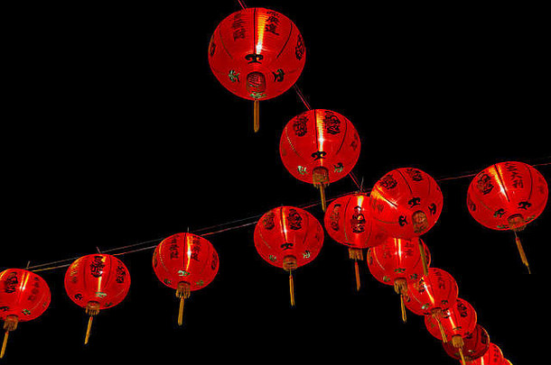 中国新年装饰——闪烁的红灯笼，波克，背面背景（柔和模糊）