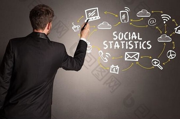 商人绘制带有社会统计铭文的社交媒体图标，新媒体概念