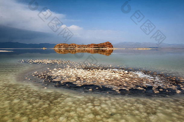 达什阿达西岛附近，乌尔米亚湖小岛之一，位于乌尔米亚湖西北部