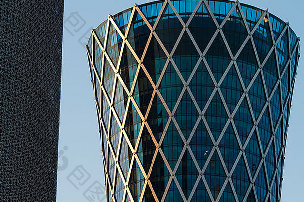 <strong>卡塔尔城市</strong>摩天大楼现代玻璃日落塔多哈