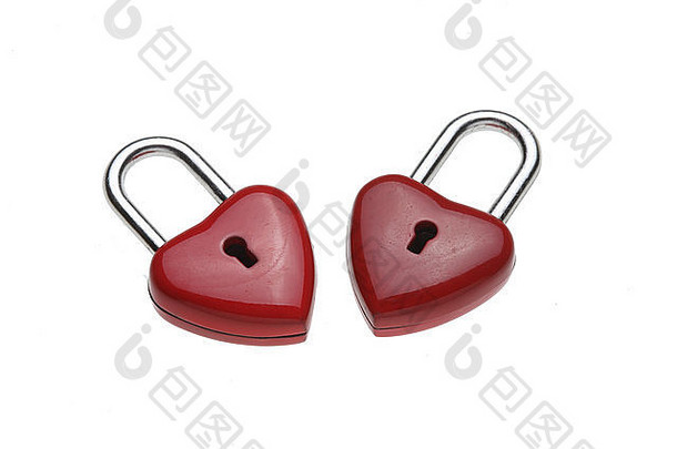 小小的心形锁，挂锁，就像爱情锁