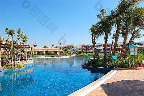 游泳池区域贵宾别墅沙姆谢赫。埃及