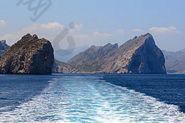 西班牙巴利阿里群岛马略卡岛、马略卡岛、福门托角崎岖地形海景。