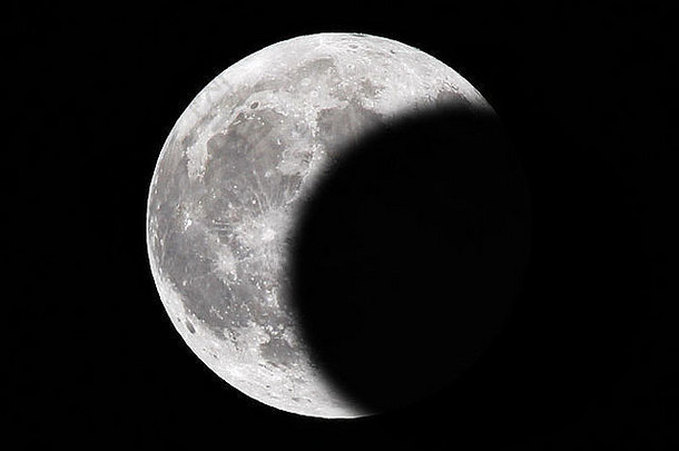 月球eclipse日食发生地球直接太阳月亮铸造影子月亮