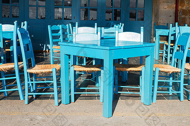 希腊克里特岛蓝色椅子咖啡馆