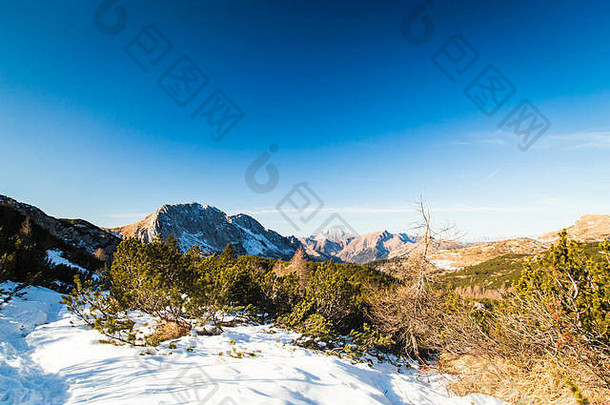 意大利阿尔卑斯山的干燥冬天