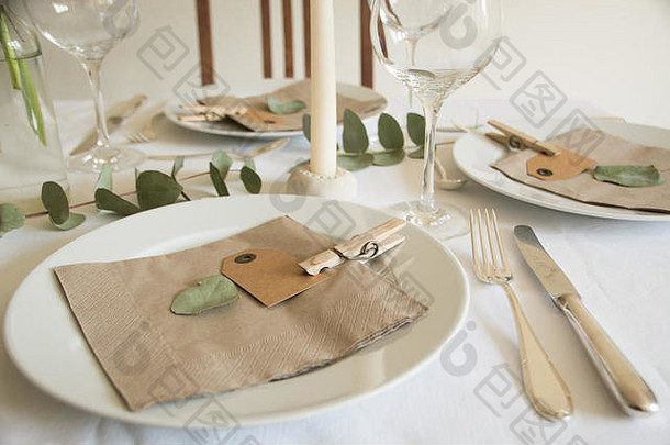 餐桌，桉树装饰，复古风格