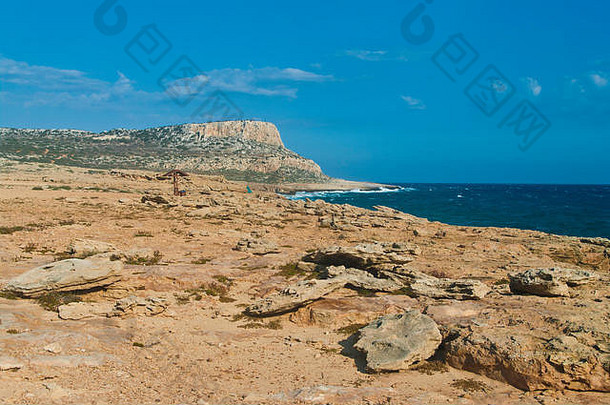 岩石海岸粗糙的海角格列柯塞浦路斯