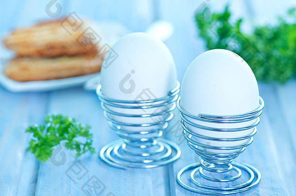 煮熟的鸡蛋早餐表格