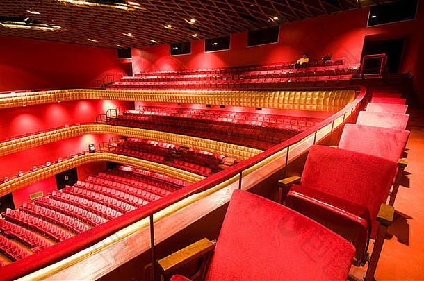 鲁本达里奥国家剧院马那瓜尼加拉瓜室内豪华的红色的天鹅绒座位中央美国