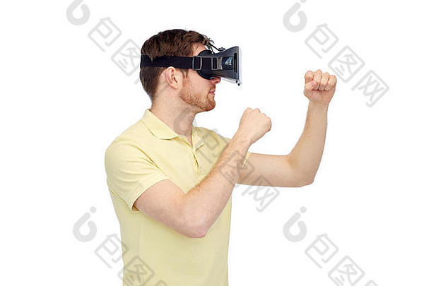 人在虚拟现实耳机或3d眼镜