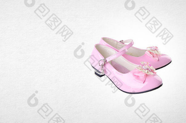 鞋子或背景上的粉色小女孩鞋
