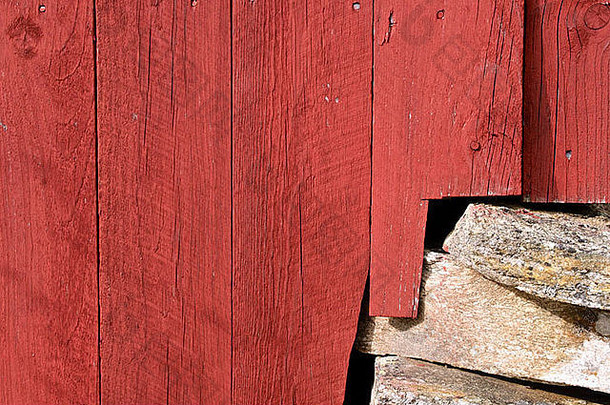 红色的木板船库墙sogneFjordane