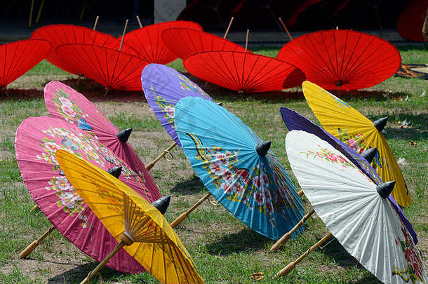 东南亚泰国北部清迈市生产的雨伞。