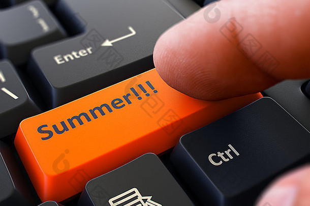夏季，手指按下橙色键盘<strong>按钮</strong>。