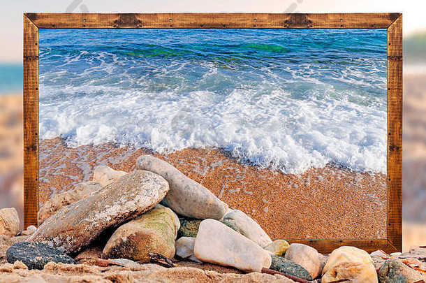海滩上的岩石，美丽的海滩画框，模糊的海滩和大海