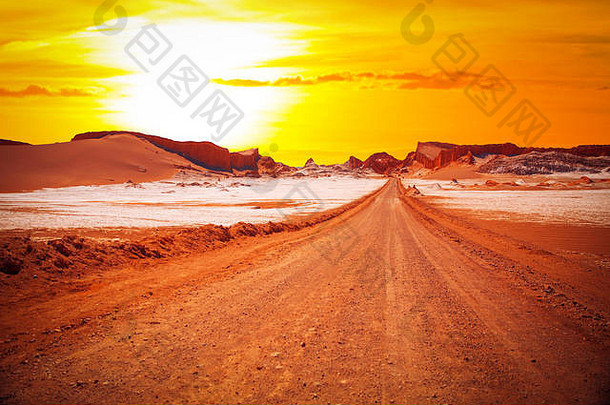 圆形<strong>剧场</strong>是智利阿塔卡马沙漠月亮谷美丽的地质构造