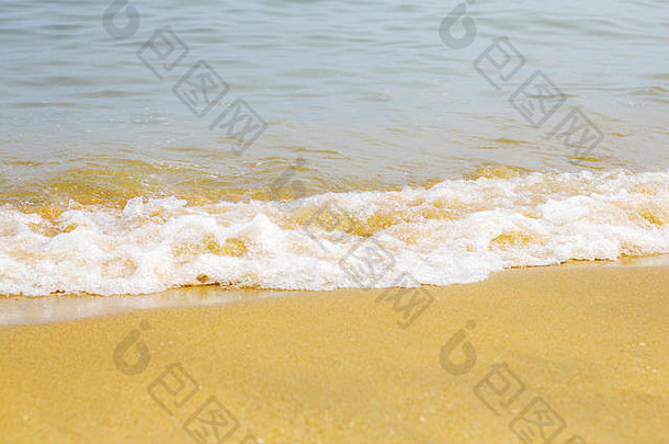 海波黄色的沙子
