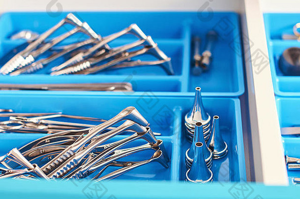 耳鼻喉科学ent手术仪器蓝色的医疗盒子