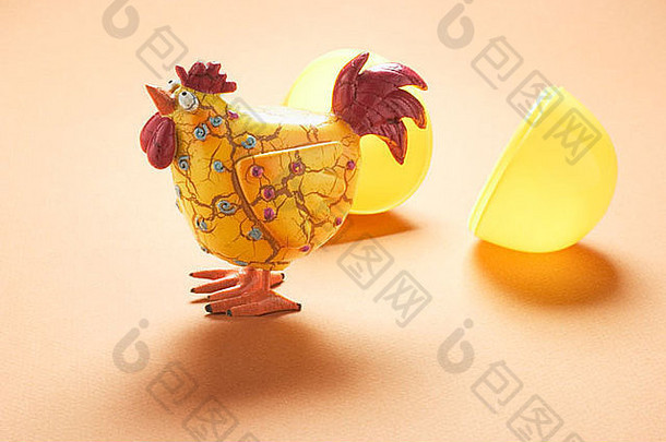 鸡小雕像塑料蛋